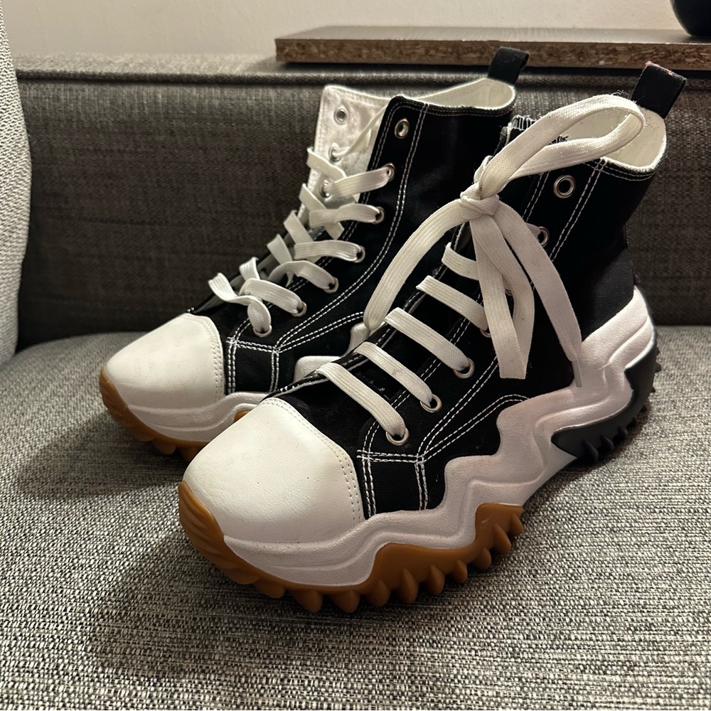 Ladies size 10 thick soled canvas high tops